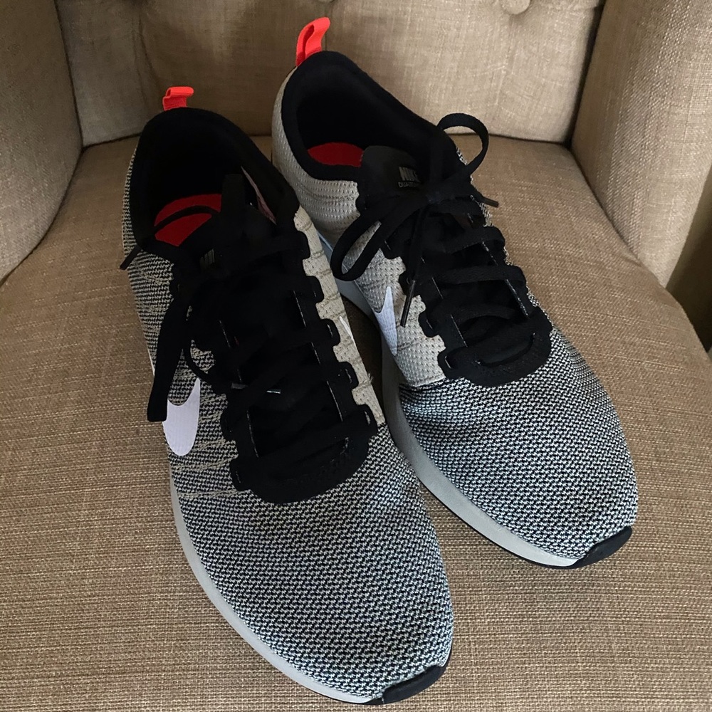 Men’s Nike Dualtone Running Shoes- 8.5